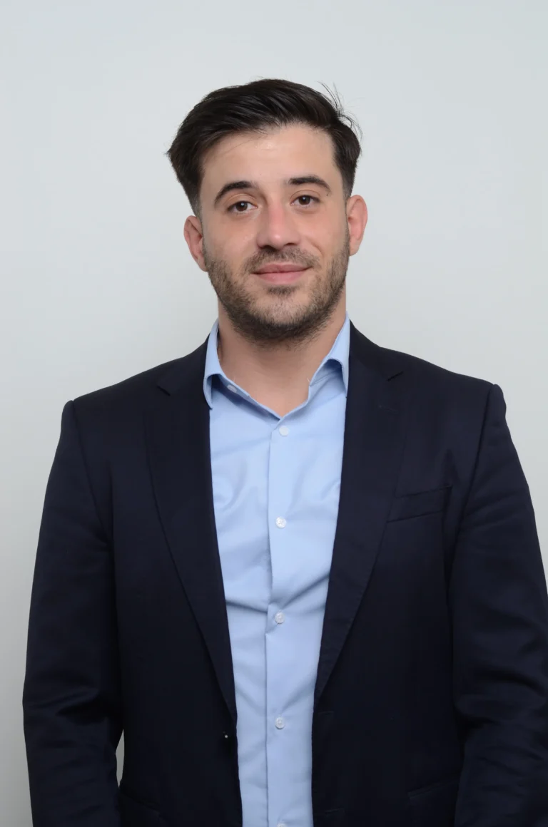 Simon Pradier, expert en prospection commerciale